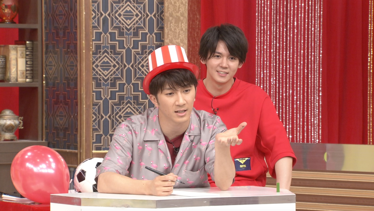 左から濱田崇裕（ジャニーズWEST）、小瀧望（ジャニーズWEST）。(c)日本テレビ