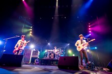 UNISON SQUARE GARDEN（Photo by Viola Kam［V'z Twinkle］）