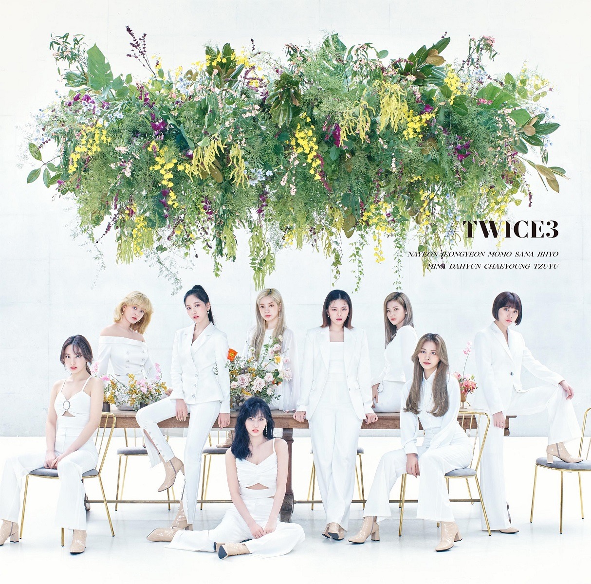 TWICE「#TWICE3」通常盤ジャケット