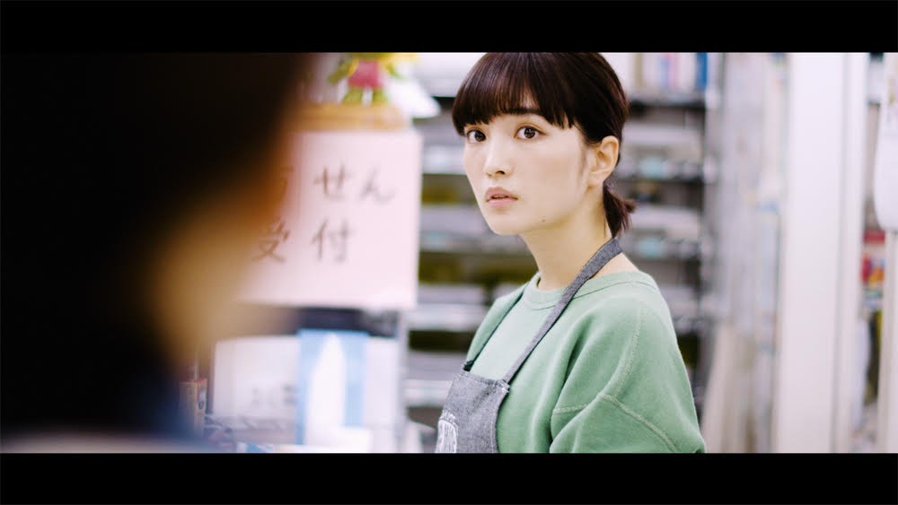 CRCK/LCKS「RISE」MVのワンシーン。