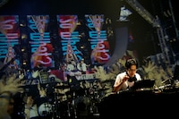 「SPYAIR digital LIVE 2020.7.18」開演前DJを務めたDJ和。（撮影：鳥居洋介）