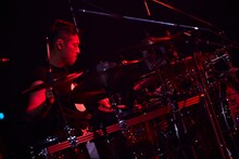 KENTA（Dr）（撮影：鳥居洋介）