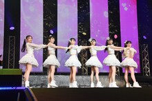 「超ときめき▽宣伝部の未来へつながる超ときめき▽コースター」の様子。