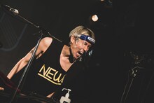 岡本伸明（Syn, Cowbell, Shriek）（Photo by Takahiro Takinami）