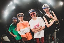 the telephones（Photo by Takahiro Takinami）