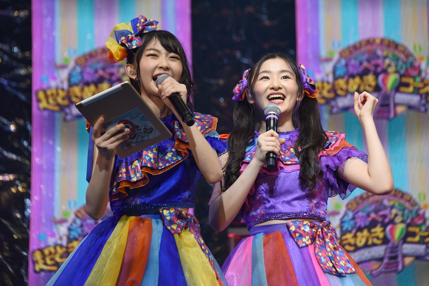 左から辻野かなみ、杏ジュリア。