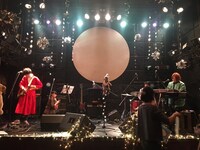 2018年11月に開催された「HOME GIRL」の様子。テーマは「銀河」。