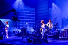 「SHISHAMO ワンマンツアー2020春『今だけは天使みたいに大事にしてね』振替オンラインライブ!!!」の様子。