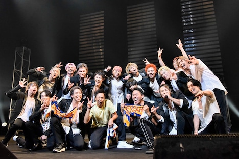 THE RAMPAGE from EXILE TRIBEとチュートリアル。（Photo by AZUSA TAKADA）