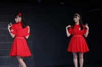 左から富永夢有、寺田陽菜。