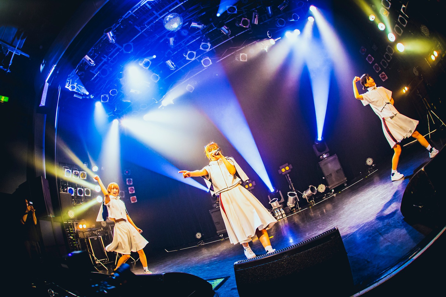 Malcolm Mask McLaren 「SONIC BOOM TOUR」東京・TSUTAYA O-WEST公演の様子。（写真提供：エイジアプロモーション）