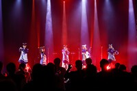 「Devil ANTHEM. Hang Out With Sound TOUR」初日公演の様子。（写真提供：エイジアプロモーション）