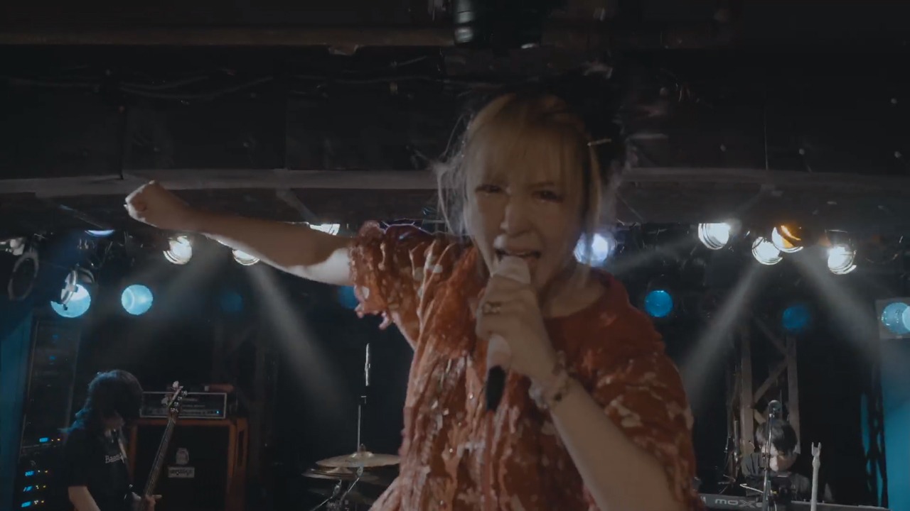 大森靖子（写真提供：エイベックス）