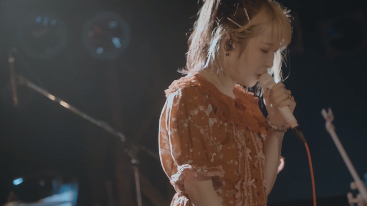 大森靖子（写真提供：エイベックス）