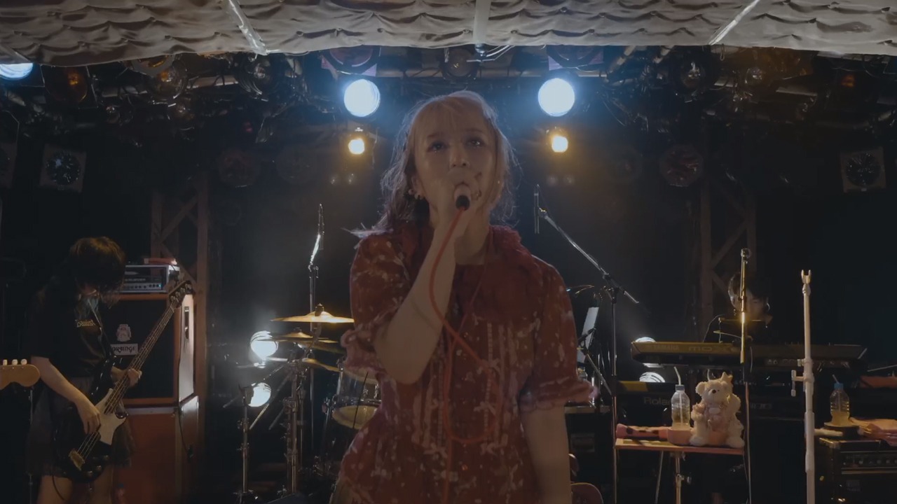 大森靖子（写真提供：エイベックス）