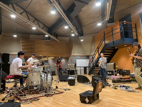 never young beach「The Pentagon Session @ Setagaya Studio」の様子。