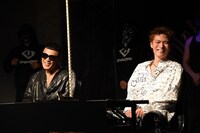 左からCrazyBoy、EXILE SHOKICHI。