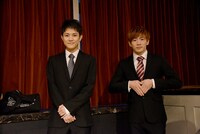 左から岩谷翔吾、浦川翔平。
