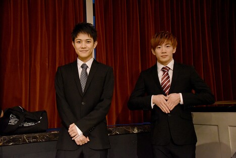 左から岩谷翔吾、浦川翔平。