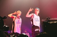 ダンサーのKAZtheFIREとKAITA。（Photo by Ryoya Suzuki）