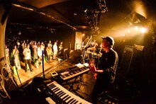 FRONTIER BACKYARD「Here again release party」の様子。（撮影：橋本塁）