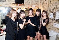 DEAR KISS（撮影：宇佐美亮）