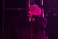 REI（撮影：堀内彩香）