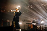 「三阪咲 RAISE YOU UP！ Live Streaming 2020 in Summer@EX THEATER ROPPONGI」の様子。