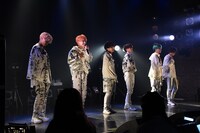 WATWING「WATWING “forWard” SHOWCASE」の様子。