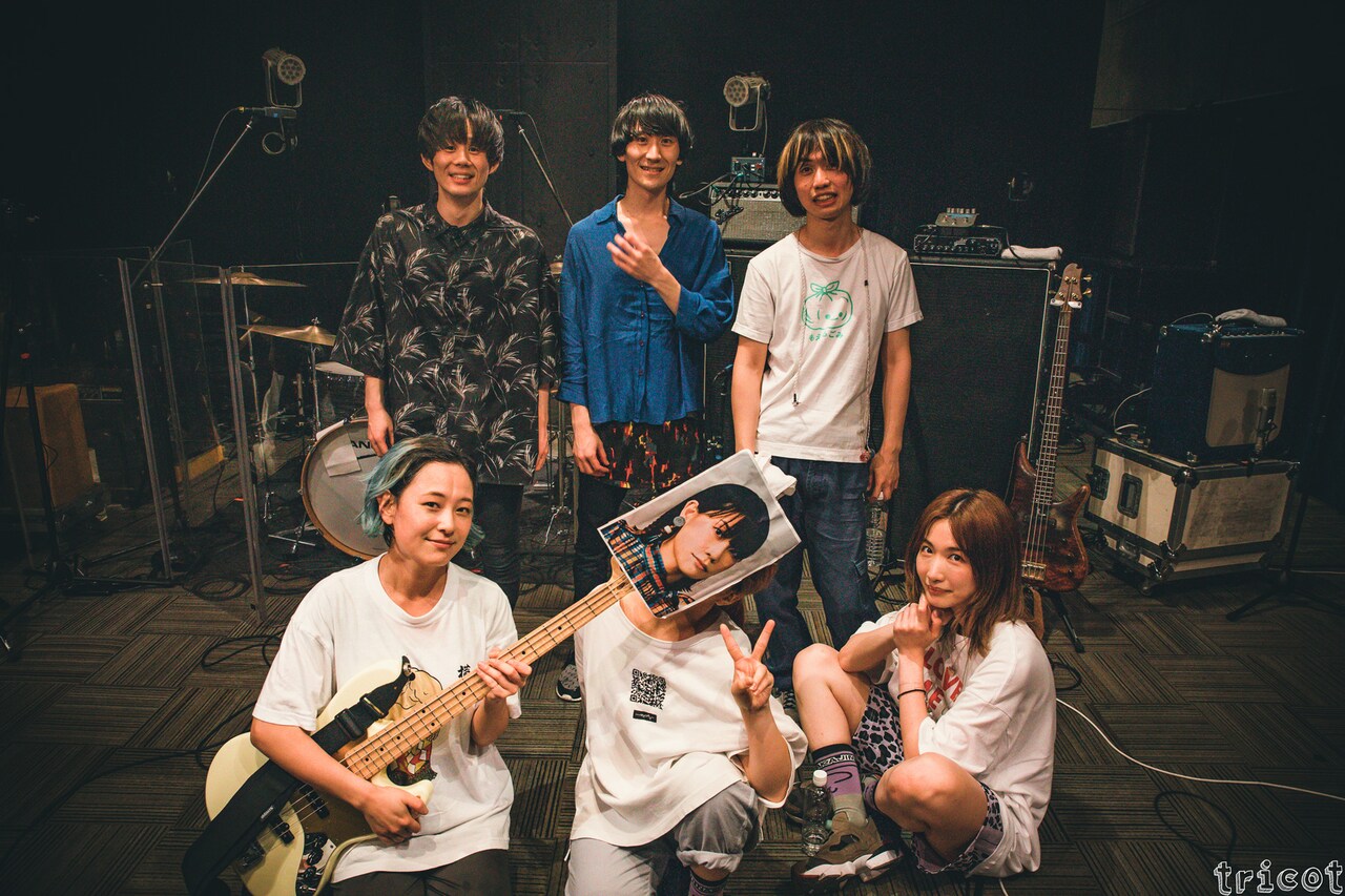前列左からキダモティフォ（G, Cho / tricot）、ハットリクミコ