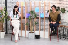 左から長谷川京子、満島真之介。（写真提供：関西テレビ）