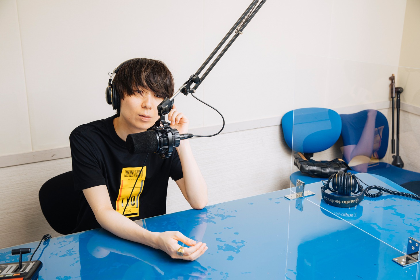 川谷絵音
