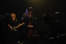 あらき「ARAKI LIVE ARK -iki ni kanzu-」の様子。（撮影：小松陽祐［ODD JOB］）