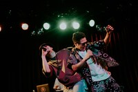 左からtella、鉄兵。（Photo by @Hiroya Brian Nakano）