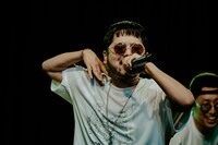 テークエム（Photo by @Hiroya Brian Nakano）