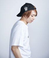 「メンバー集合 パッチCAP」の着用イメージ。