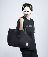 「パッチトートBAG」の使用イメージ。