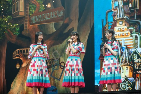 左から高橋未来虹、森本茉莉、山口陽世。(撮影:上山陽介)