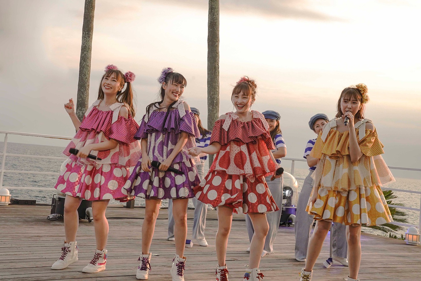 ももいろクローバーZ「ももクロ夏のバカ騒ぎ2020 配信先からこんにちは」の様子。