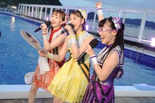 ももいろクローバーZ「ももクロ夏のバカ騒ぎ2020 配信先からこんにちは」の様子。