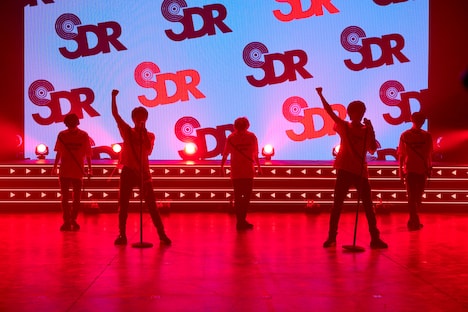 M!LK（撮影：山内洋枝）