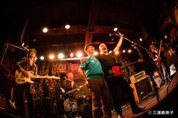 左から仲井戸麗市、水島博範氏、ウィルコ・ジョンソン、近藤房之助。