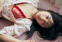 小宮有紗「io」の掲載カット。