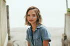 Baby Kiy、日記をめくるように手書きの歌詞や写真楽しめる「Daisy girl diary」MV公開