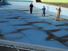 FNCY「みんなの夏」MVのワンシーン。