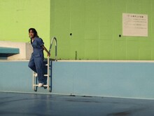 FNCY「みんなの夏」MVのワンシーン。