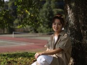 FNCY「みんなの夏」MVのワンシーン。