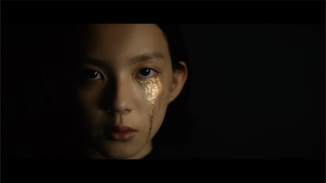 米津玄師「カムパネルラ」ミュージックビデオより。