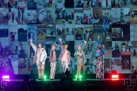 「fanfare」のパフォーマンスの様子。