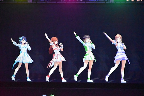 「えのぐワンマンLIVE2020 -次章-」2日目公演の様子。